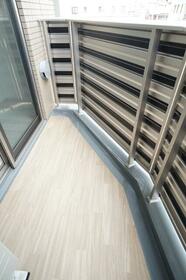 13/16 バルコニー