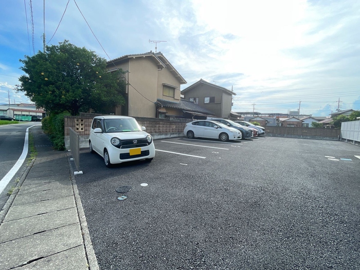 19/30 駐車場