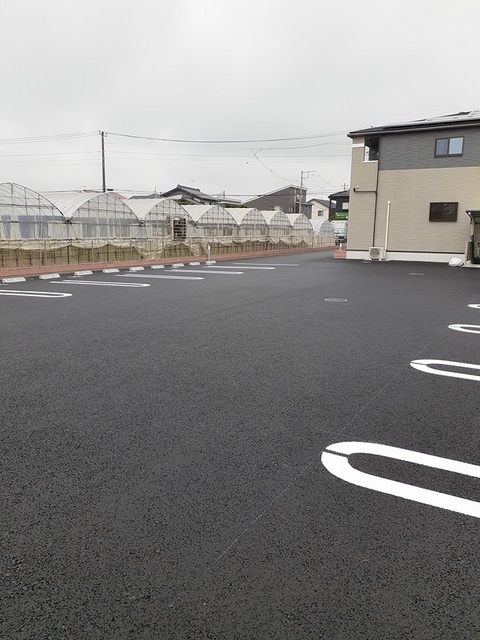 14/20 駐車場