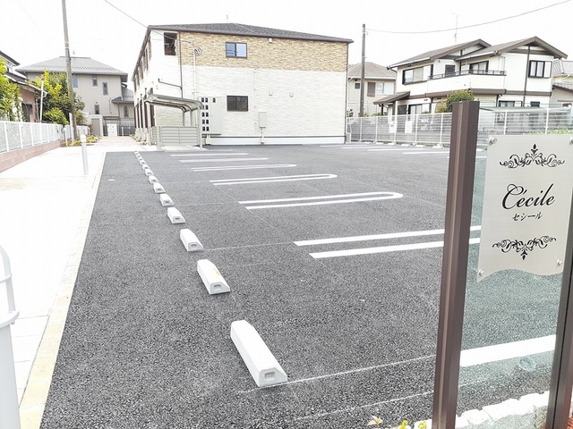 14/20 駐車場