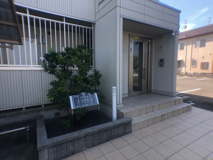 17/18 エントランス