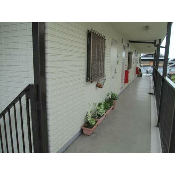 17/20 エントランス