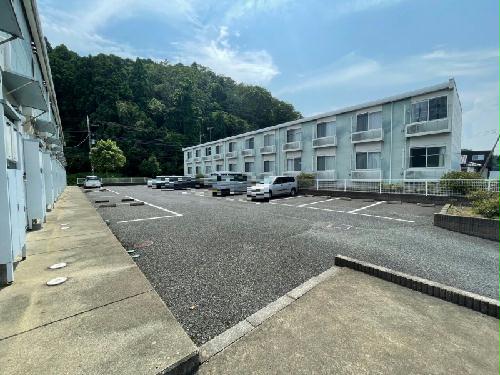 14/19 駐車場