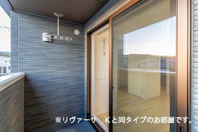 13/20 バルコニー