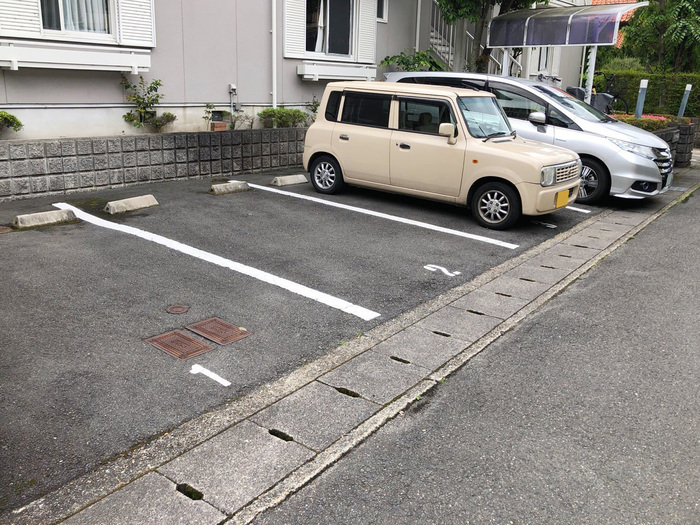 18/19 駐車場