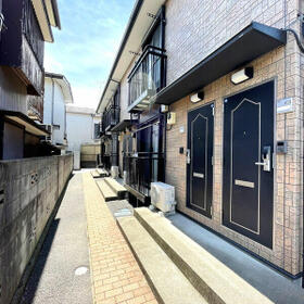 2/5 エントランス