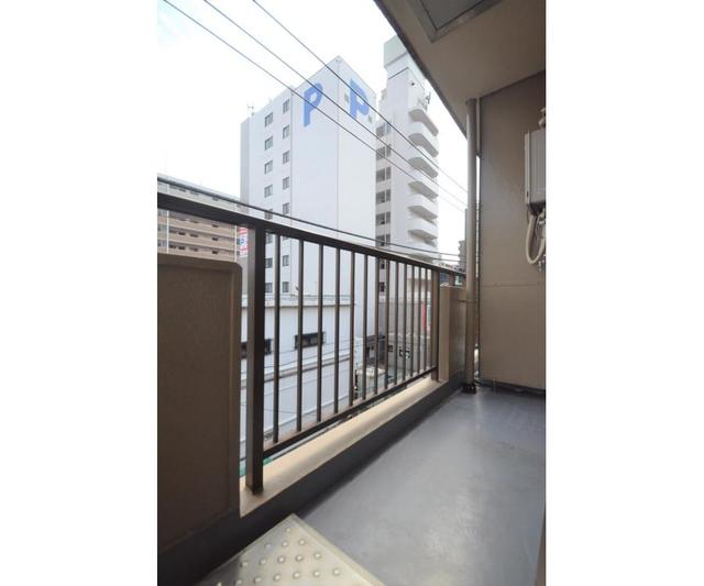 20/30 バルコニー