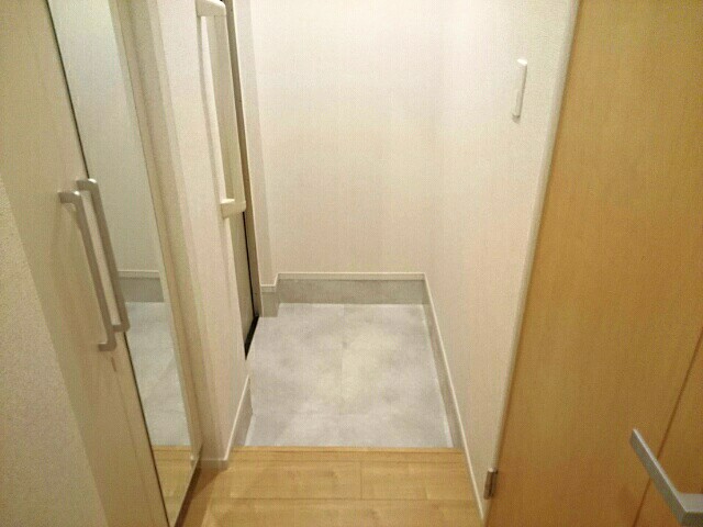 6/20 玄関
