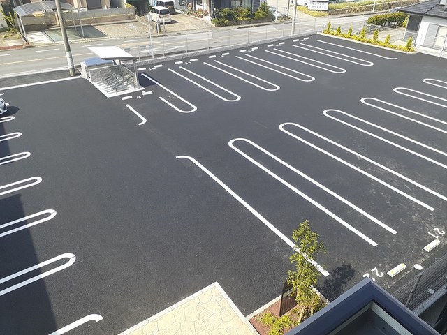 14/20 駐車場