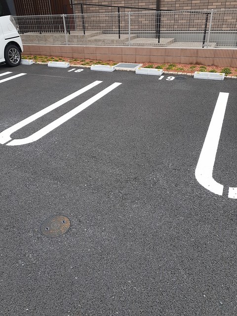 14/20 駐車場