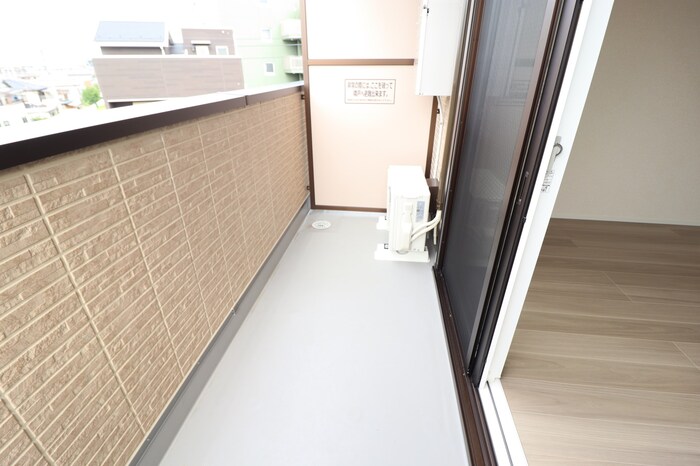 13/20 バルコニー