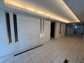 15/15 エントランス