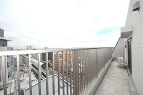 13/17 バルコニー