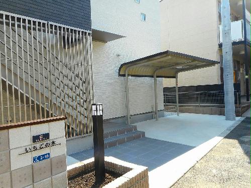 14/19 エントランス