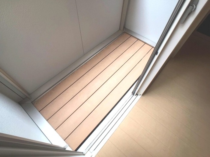 16/20 バルコニー