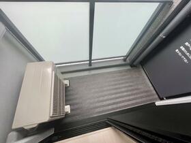 13/17 バルコニー