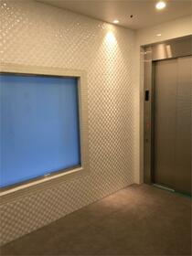 15/15 エントランス