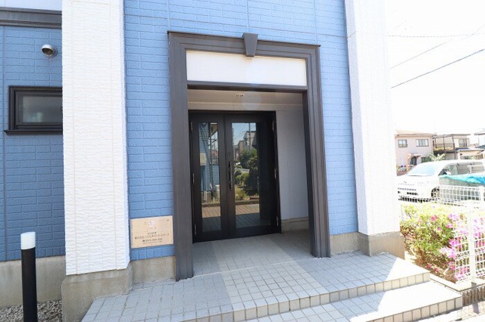 16/18 エントランス