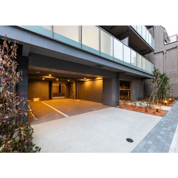 16/19 駐車場