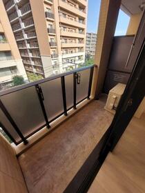 13/17 バルコニー