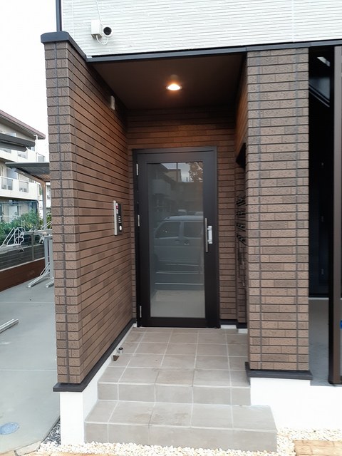 15/21 エントランス