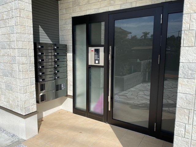 14/23 エントランス