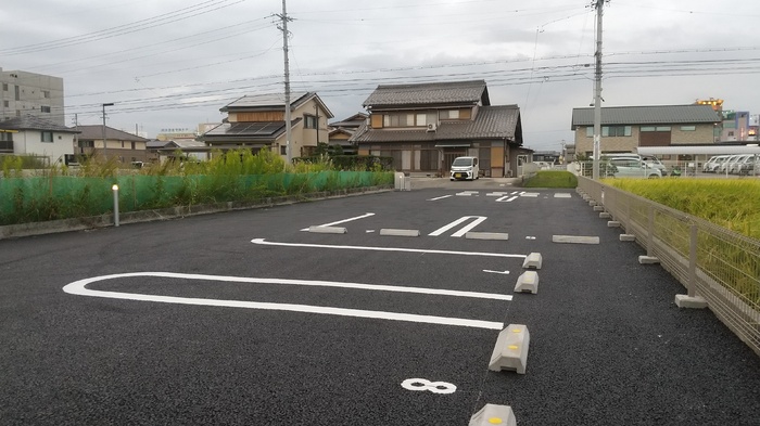 20/21 駐車場