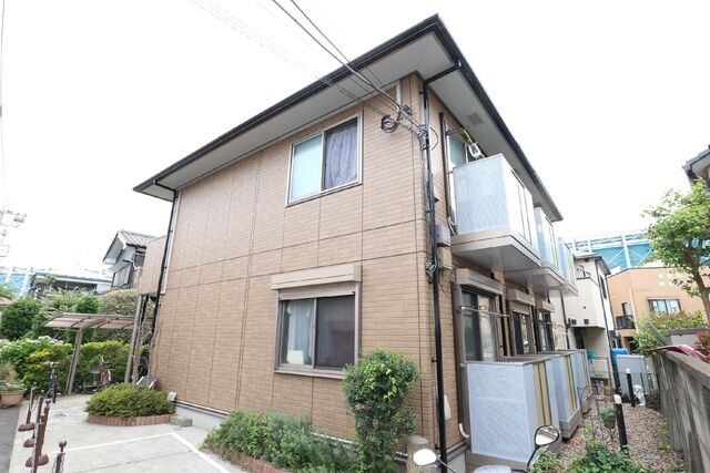 21/29 エントランス