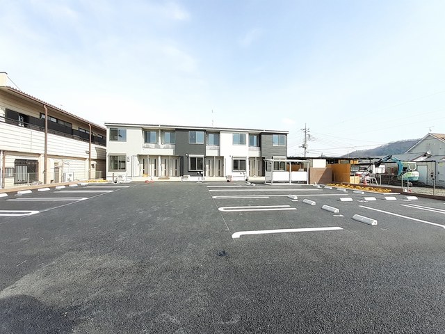 14/20 駐車場