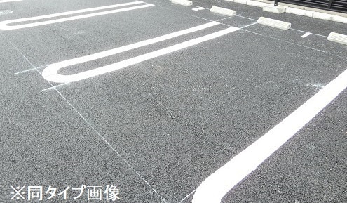 14/20 駐車場