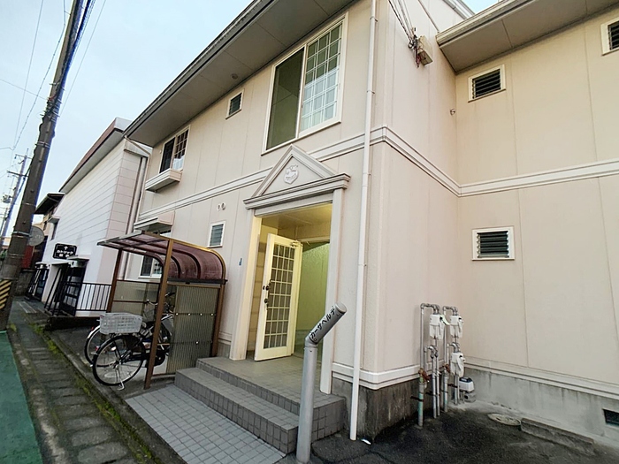 17/20 エントランス