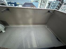 13/16 バルコニー