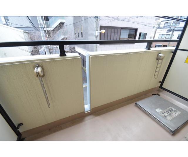 25/30 バルコニー