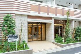 15/16 エントランス