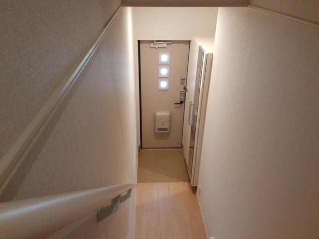 5/20 玄関