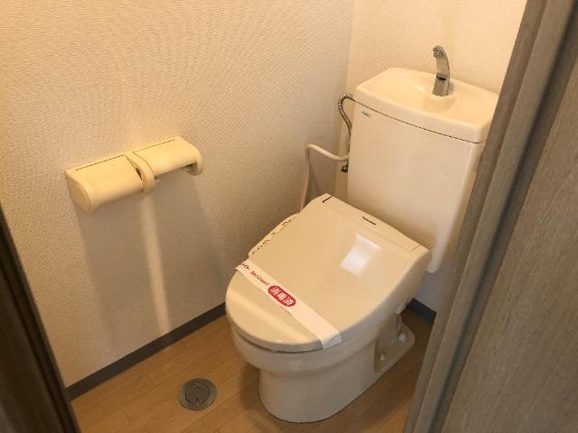 16/27 トイレ