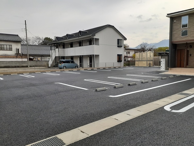 2/8 駐車場