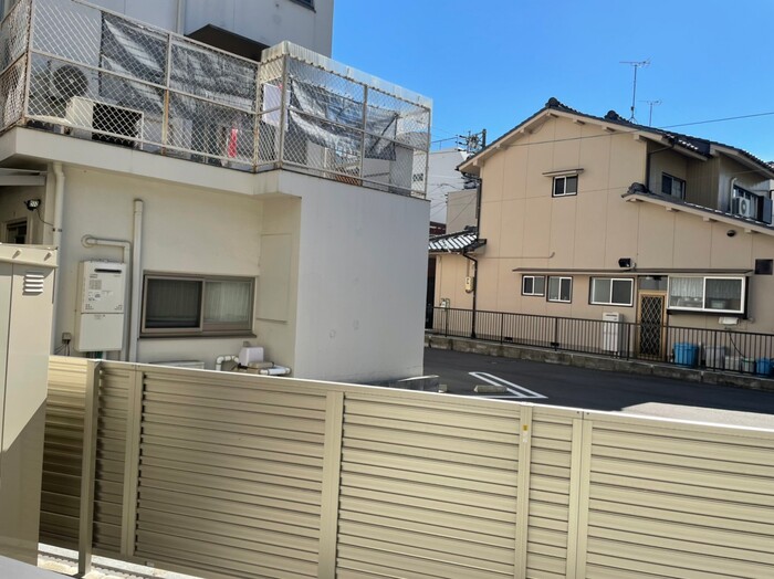 18/21 バルコニー