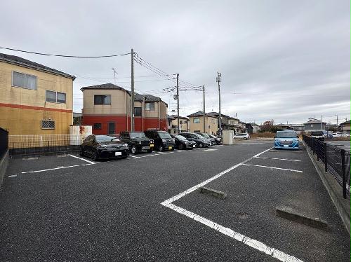 13/24 駐車場