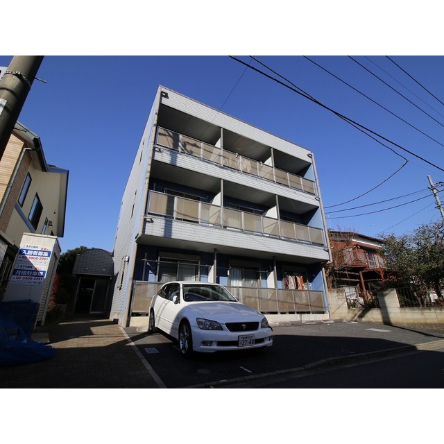 14/22 エントランス