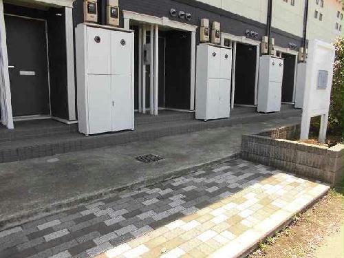 13/21 エントランス