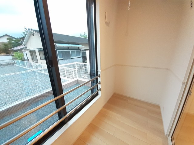 15/23 バルコニー
