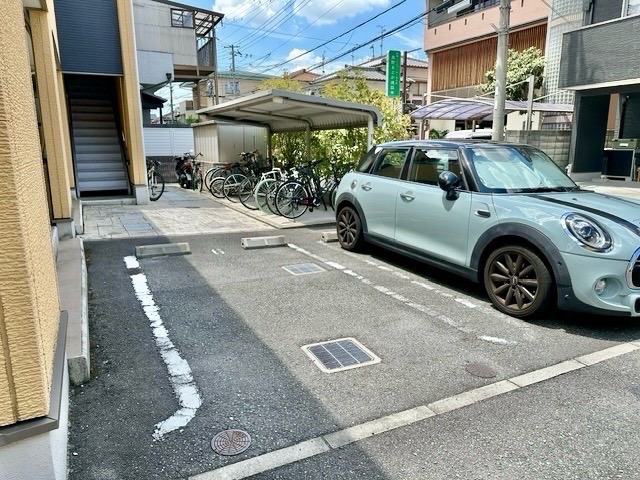 14/20 駐車場