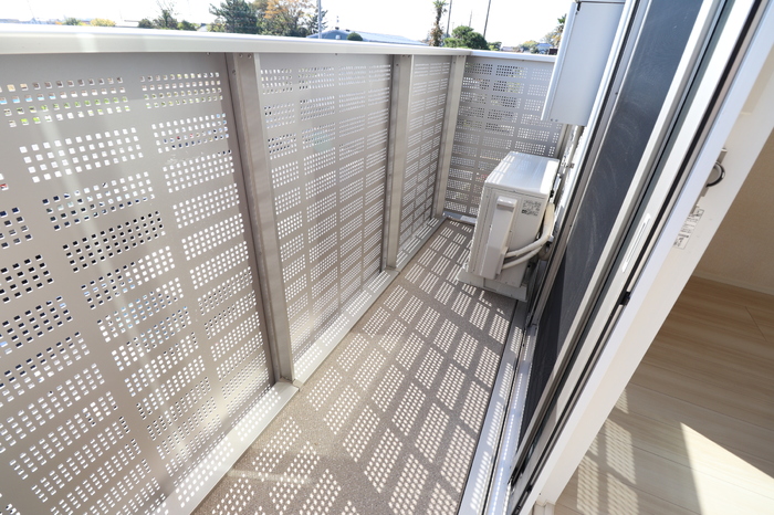 13/18 バルコニー
