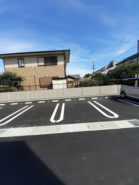 14/20 駐車場