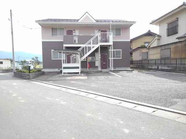 2/8 駐車場