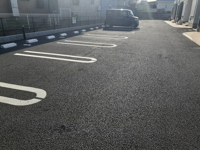 14/20 駐車場