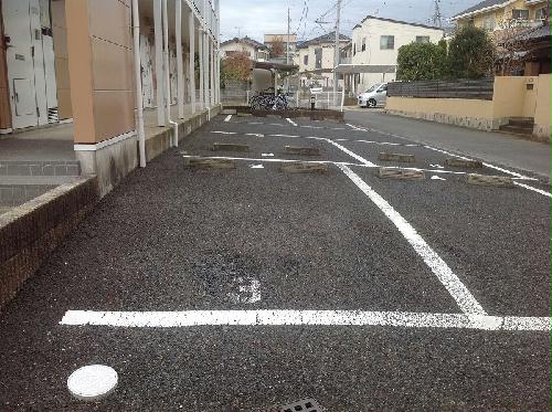 2/7 駐車場