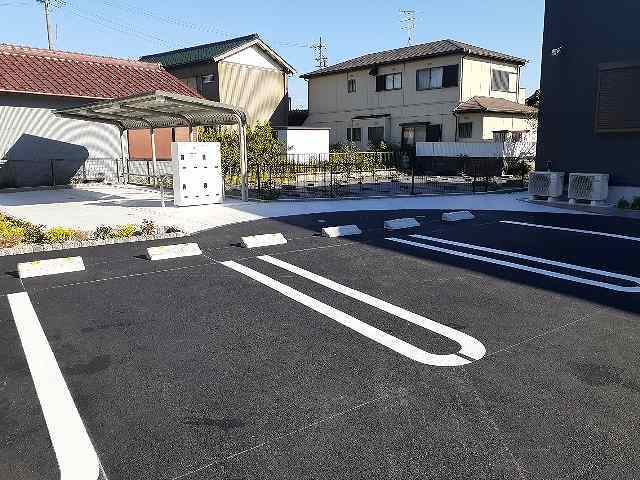 2/10 駐車場