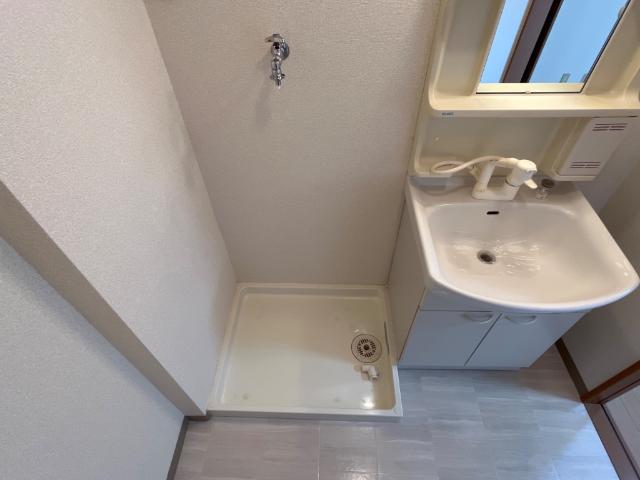 19/28 洗面